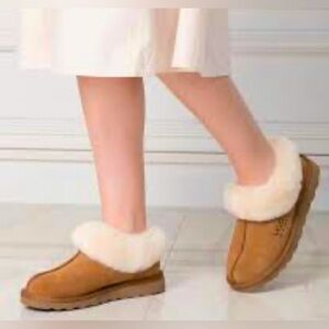 UGG Moraene Slipper - NWOT